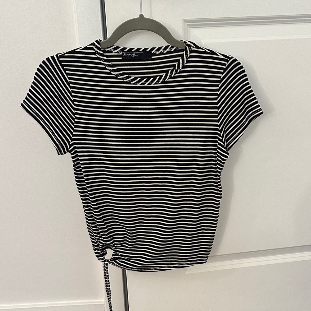 Chic Striped Short Sleeve Top